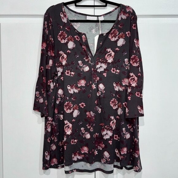 NWT Rachel Ashwell Grey with Pinks Floral V-Neck 3/4 Sleeve Top - Picture 1 of 4